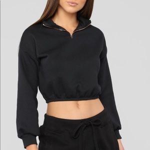 Black cropped jacket 🖤